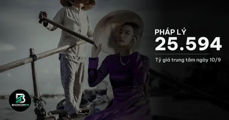 Tờ tiền đô la và tiền đồng Việt Nam
